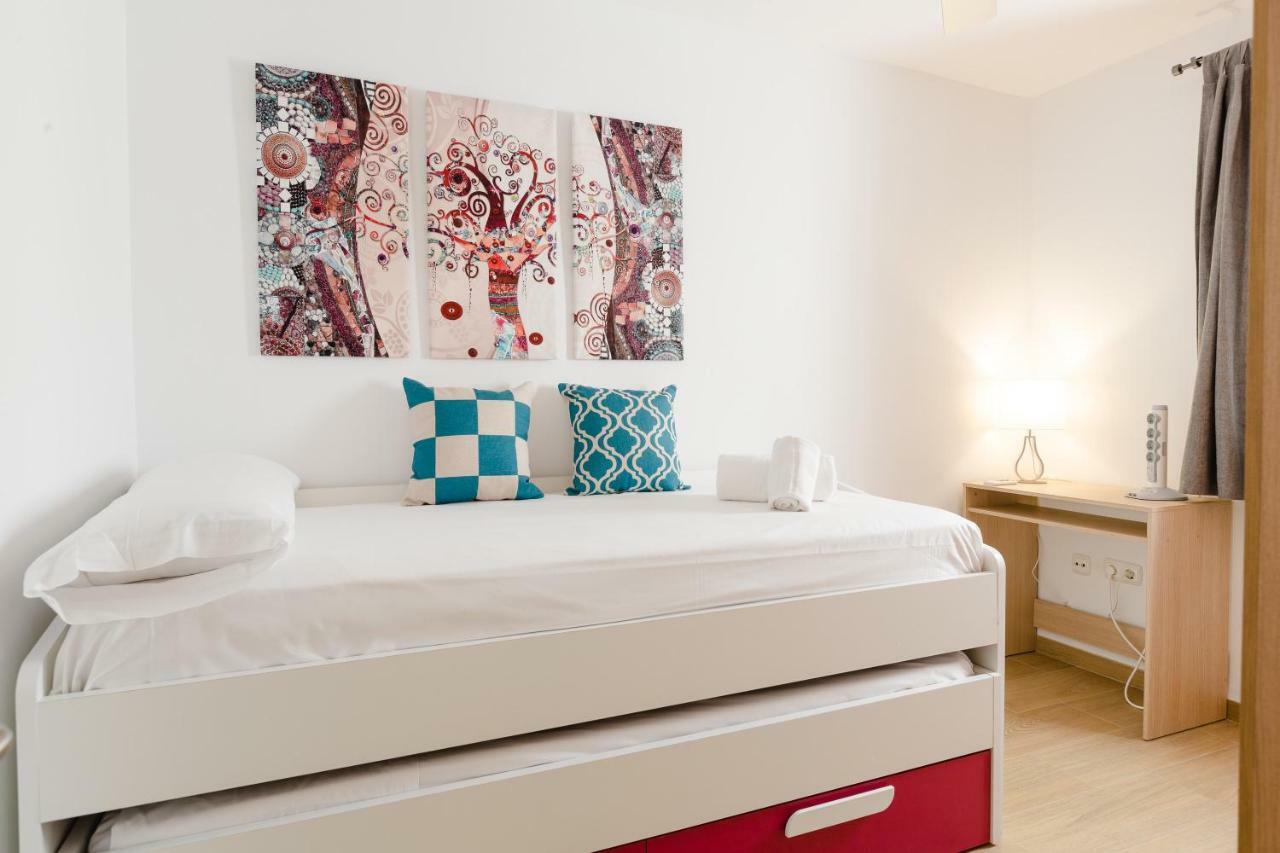 Picasso Daisy Apartment Fuengirola Exterior photo