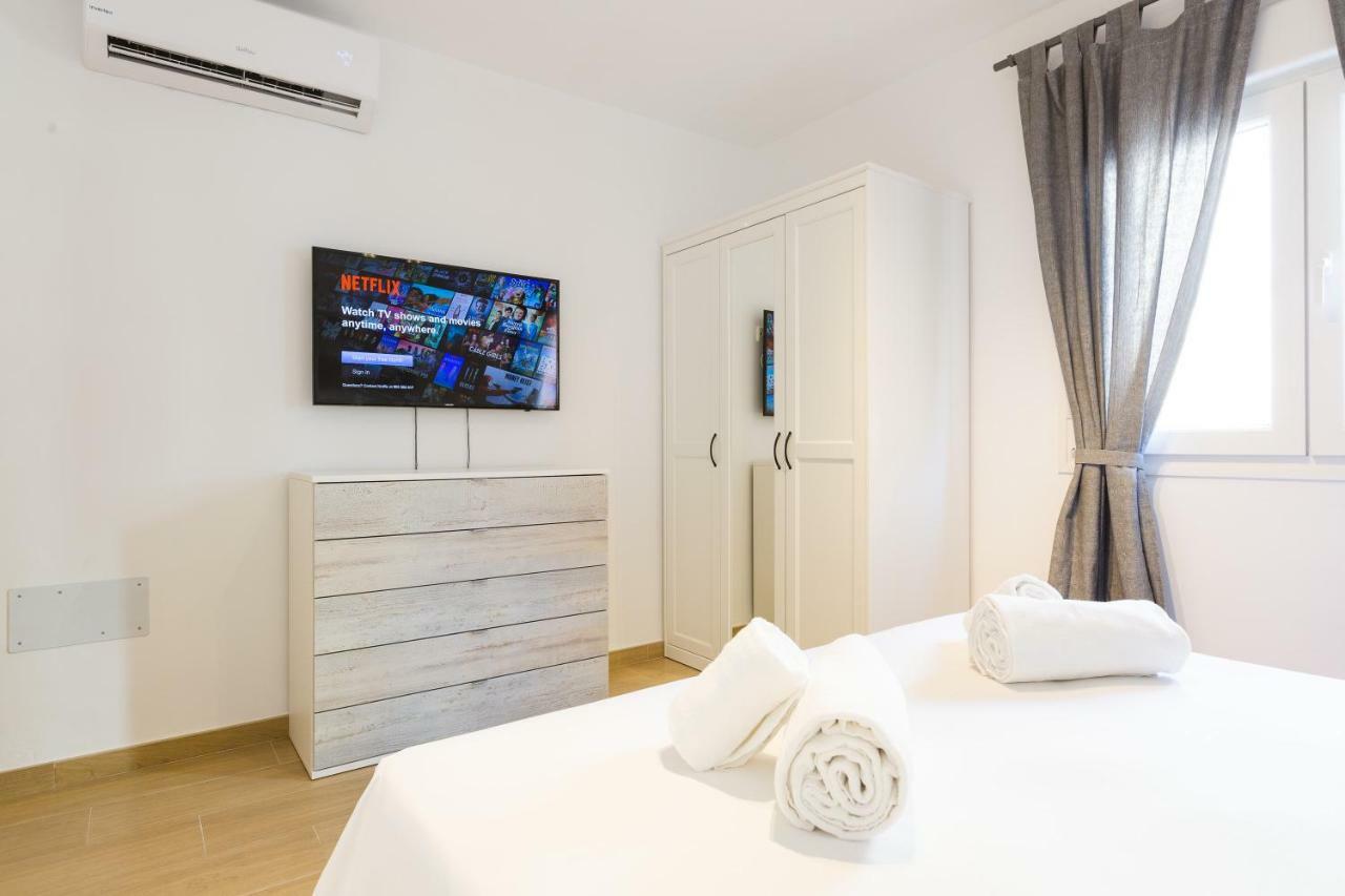 Picasso Daisy Apartment Fuengirola Exterior photo