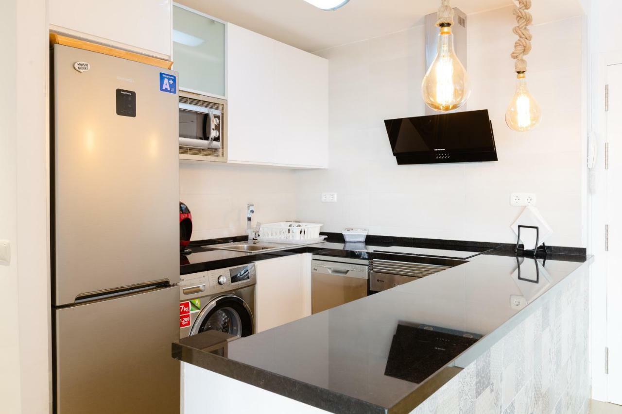 Picasso Daisy Apartment Fuengirola Exterior photo